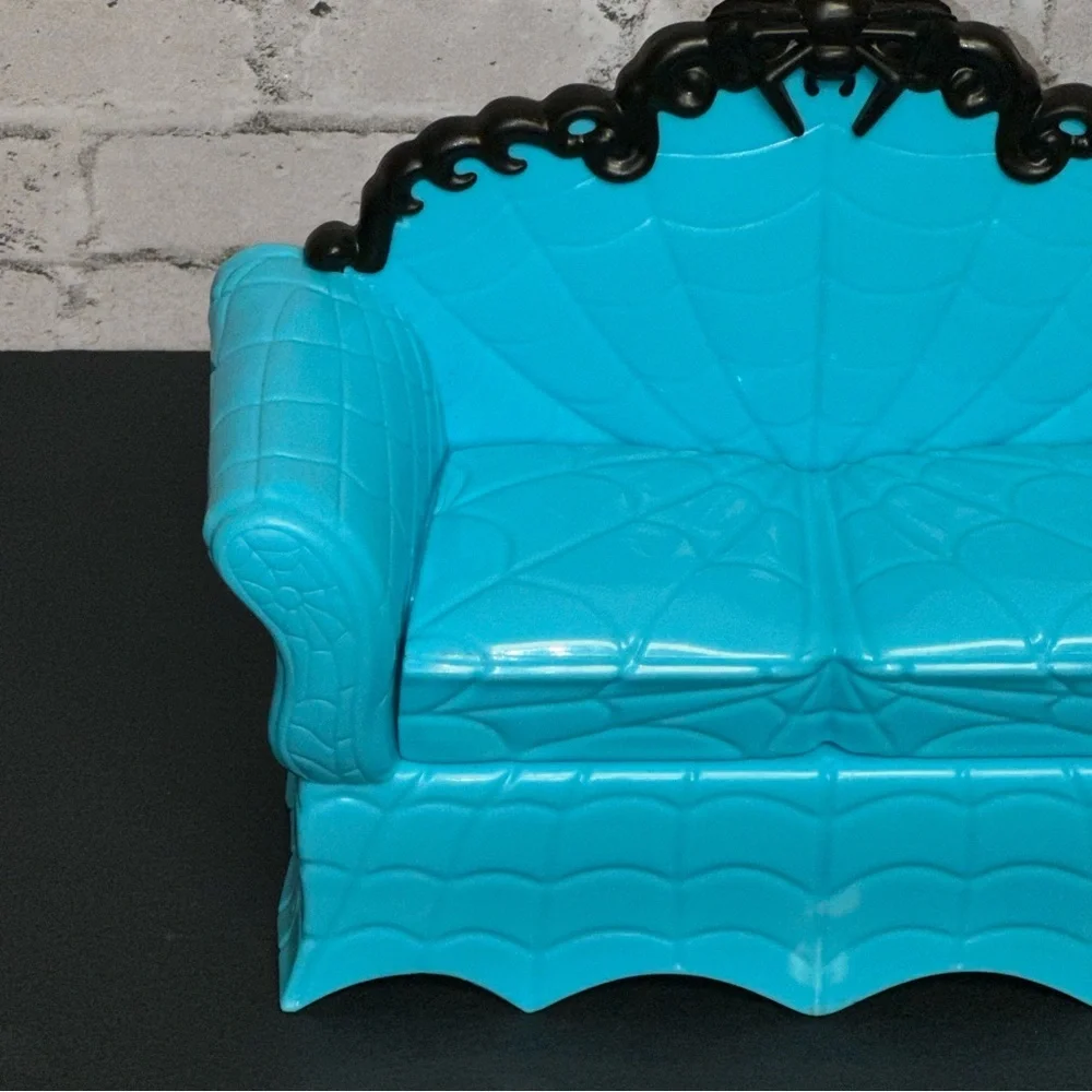 Monster High Blue Couch Sofa Black Gothic Furniture From Coffin Bean Playset